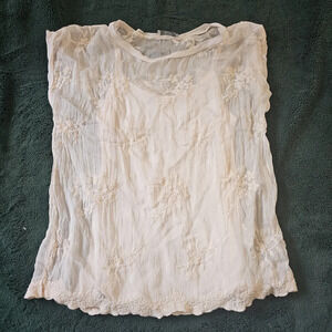 Angela moda silk Italian blend floral embroidered cream color sheer tee Small